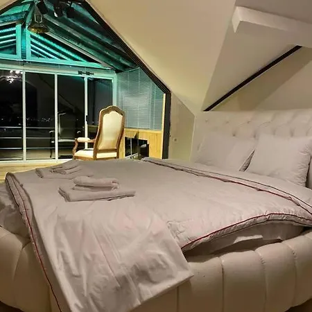 Hotel Koesk Nicomedia *